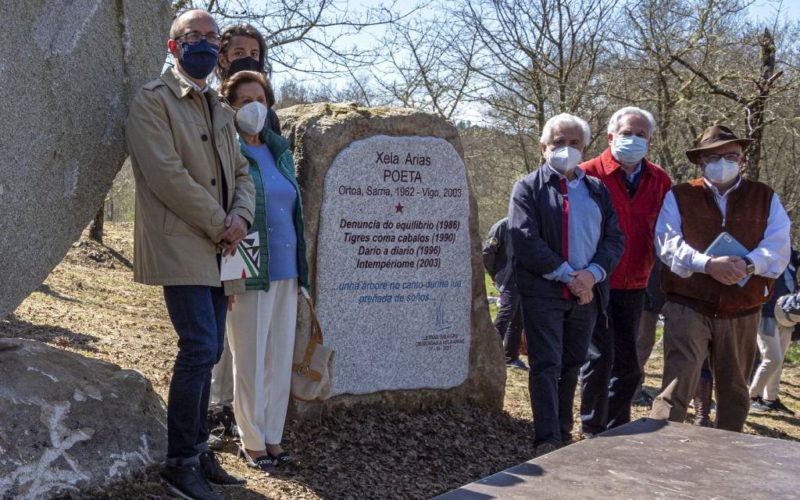 A “Insua dos Poetas” acolleu a primeira homenaxe ourensá á poeta Xela Arias