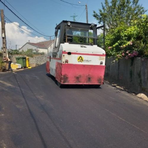 Asfaltado nas parroquias de Oleiros e Arantei en Salvaterra do Miño