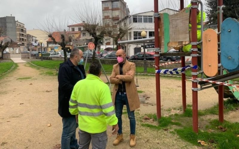 Reparacións urxentes dos parques infantís do Concello do Porriño