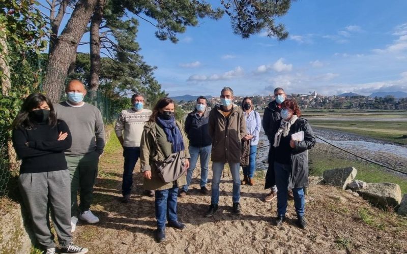 O BNG leva á Eurocámara e ao Parlamento galego a contaminación da Foz do Miñor