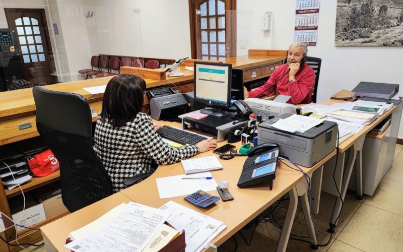 A Cañiza aplica novo sistema de control de horarios do persoal municipal