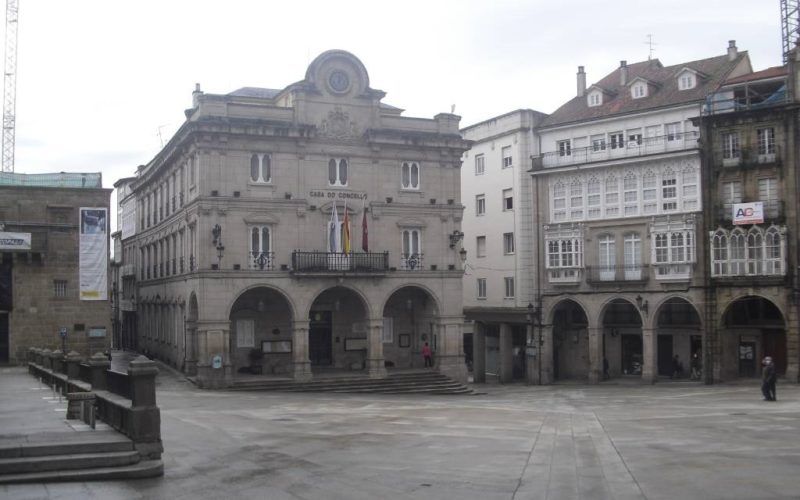 O PSdeG leva á Valedora do Pobo a ocultación de información por parte do alcalde de Ourense
