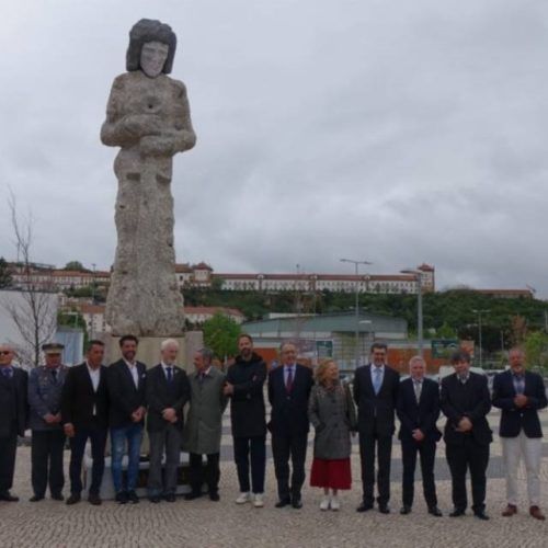 Inauguração de uma escultura de D. Afonso Henriques em Zamora
