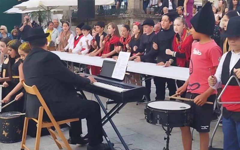 Presentación oficial da Banda Infantil da Escola Municipal de Música do Porriño