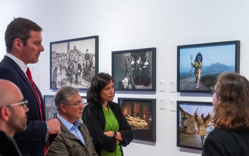 Deputación de Ourense e Xunta de Galicia abren unha mostra que redescubre a beleza da Vía da Prata