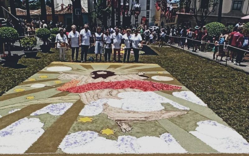 O Corpus de Ponteareas chega a La Orotava