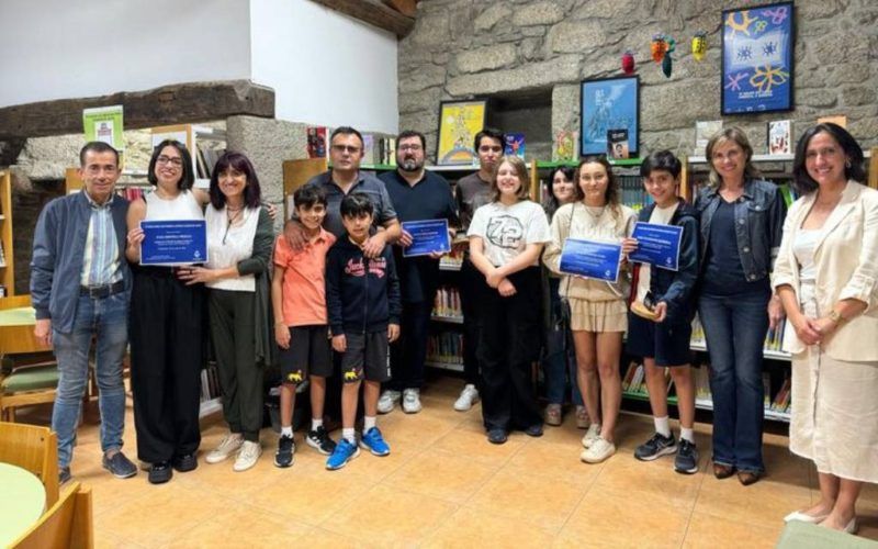 Concello de Ponteareas entrega os premios do I Concurso de Poesía Letras Galegas 2024