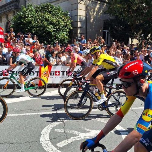 La Vuelta 24 enche de brillo a Ponteareas