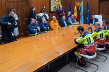 Bombeiros do Consorcio Provincial ourensán regresaron de Valencia