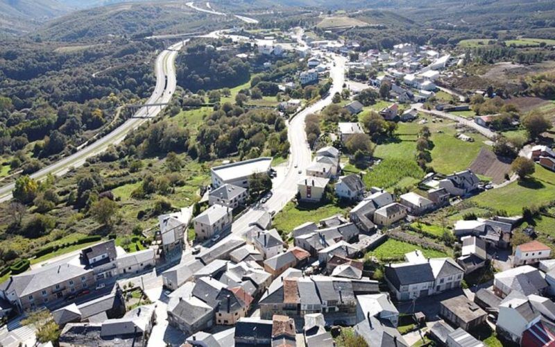 A Deputación de Ourense adxudica unha oficina transfronteiriza de apoio á transición enerxética