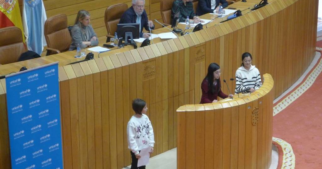 Tui estivo presente no XII Foro Infantil UNICEF no Parlamento de Galicia