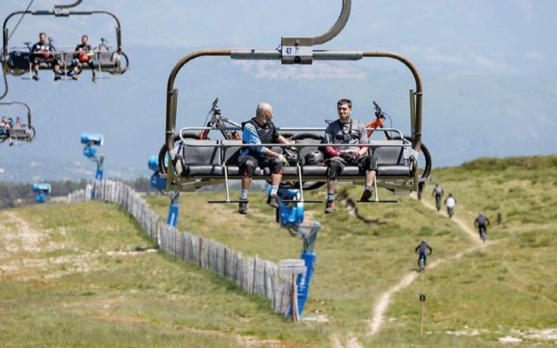 A Estación de Montaña Manzaneda ten a punto 23 pistas e 17 quilómetros esquiables