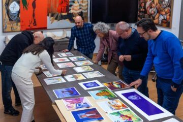 O pintor sevillano Fernando Díaz Mirón gaña o XX Premio Pura e Dora Vázquez de Ilustración