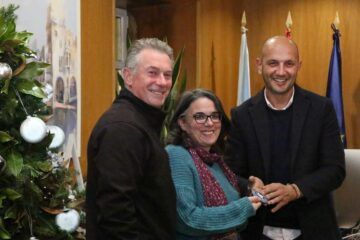 A porriñesa Julia de la Cal gaña o Premio da Artesanía de Galicia 2024