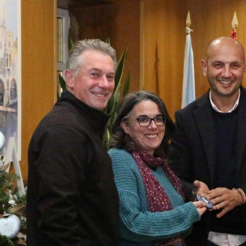 A porriñesa Julia de la Cal gaña o Premio da Artesanía de Galicia 2024