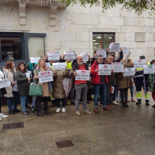 Esixen melloras laborais ante “abuso de poder” no Concello de Tomiño