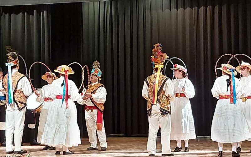 Ponteareas mantén viva a tradición dos Ranchos de Reis