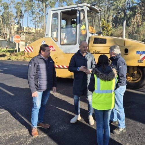 Concello do Porriño comeza a repavimentación do acceso ás canteiras de Budiño