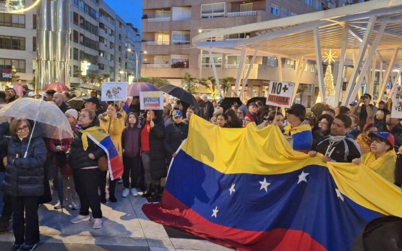 Galicia tamén pulsou a tensión política venezolana