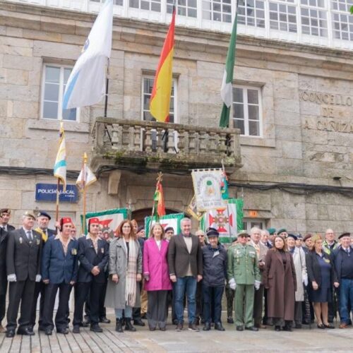 O artista Diego Giráldez reúne na Cañiza ás Asociacións e Irmandades Militares de España e Portugal