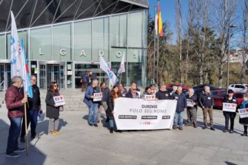 A xuízo en Ourense por un delito leve de danos a un valo publicitario